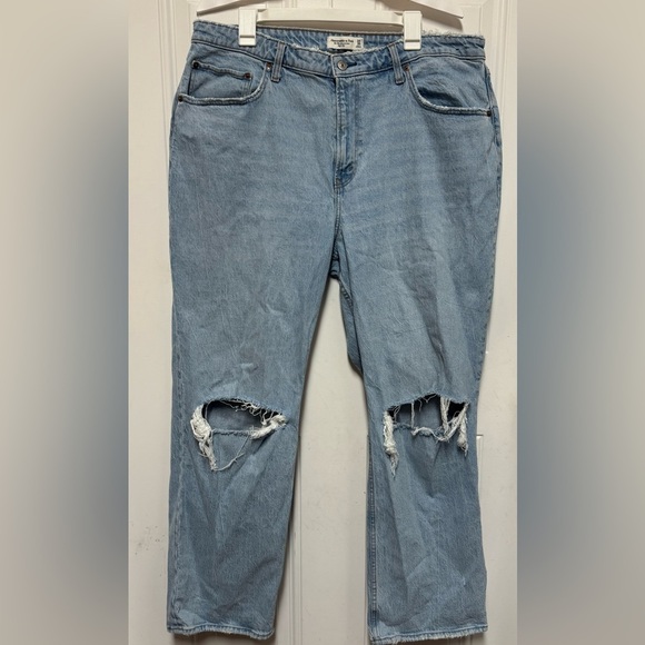 Abercrombie & Fitch Denim - Abercrombie & Fitch The 90s Relaxed Jean High Rise Light Blue 34/18R Plus Size